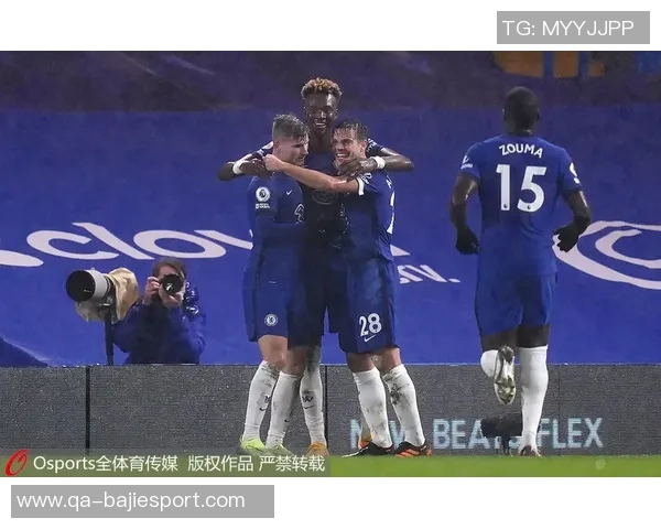 蒂亚戈席尔瓦长子在斯坦福桥担任球童弟弟同样为切尔西效力